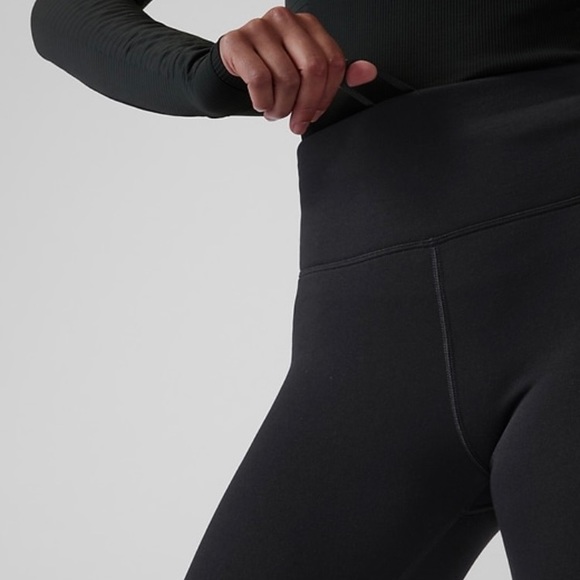 NWT- Athleta Altitude Edge Stash Tight in Polartec Power Large - Picture 5 of 8